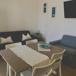 https://villa-largonauta.sicilyhotelsitaly.net